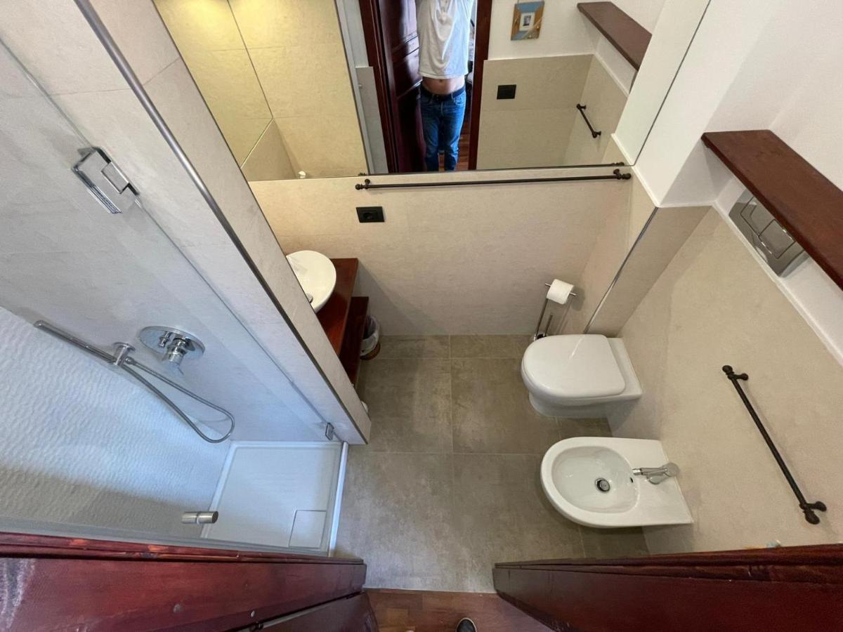 B&B Roomantic & Piscina Idromassaggio 切法卢 外观 照片